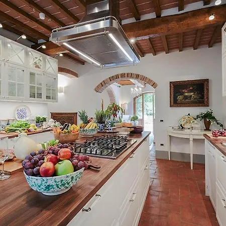 Medicea Flaherty Events & Retreats Villa Orentano